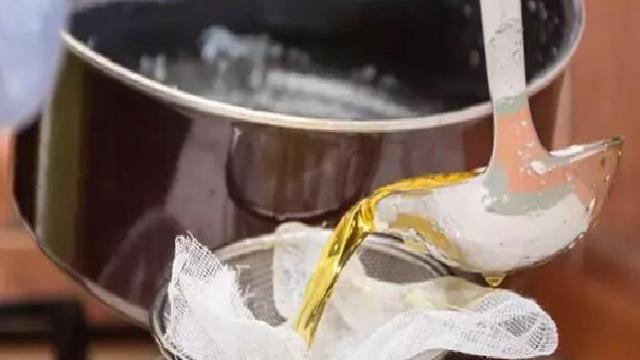 Sade Yağın Evde Hazırlanışı ve Sağlıklı Pişirme İçin İpuçları