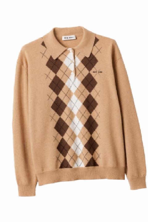 Şehir Stilinde Polo Yakaları: Günlük Şıklığa Zamansız Dokunuş