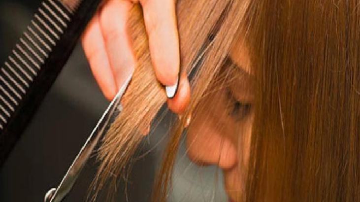 Sıfır zahmetle saçlar yapılı gibi duruyor! Ne fön ne düzleştirici, böyle kestirin