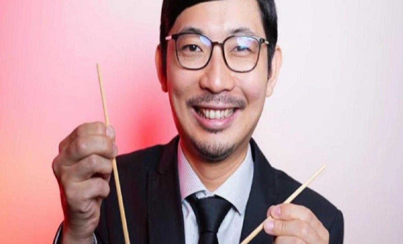 Türkiye’de Yaşayan Japon Youtuber Yoshi Enomoto’nun Oturma İzni Krizi ve DMM Açıklaması