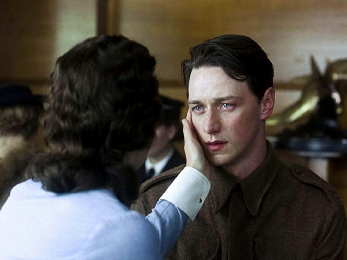 Uzak Mesafenin İçindeki Yakınlık: İlişkiler ve Umut