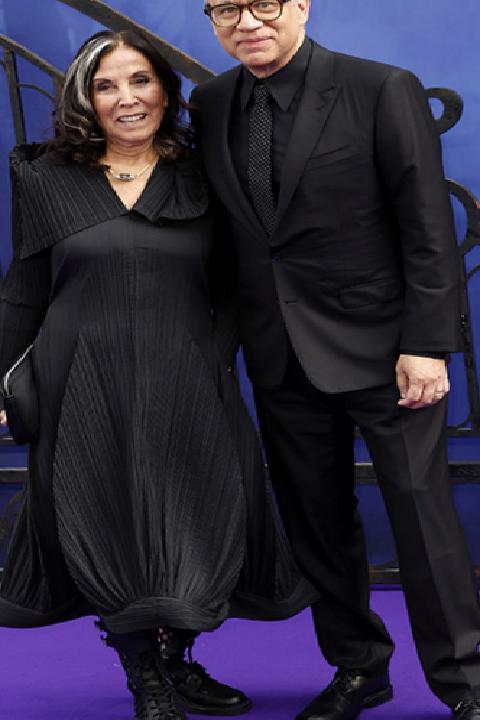 Wednesday Yıldızları Mor Halıda