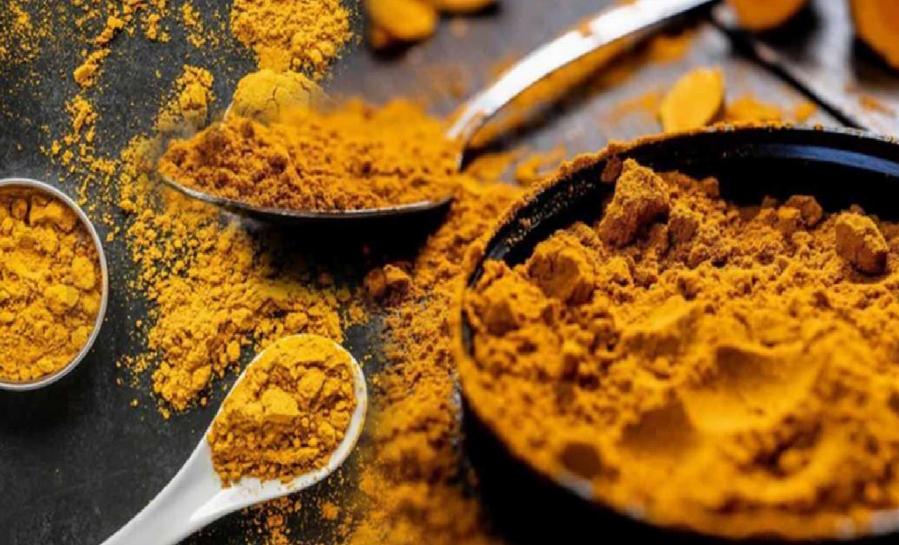 Yemeklerine ekleyen doktor yüzü görmüyor: Köri sağlığın en büyük destekçisi çıktı!