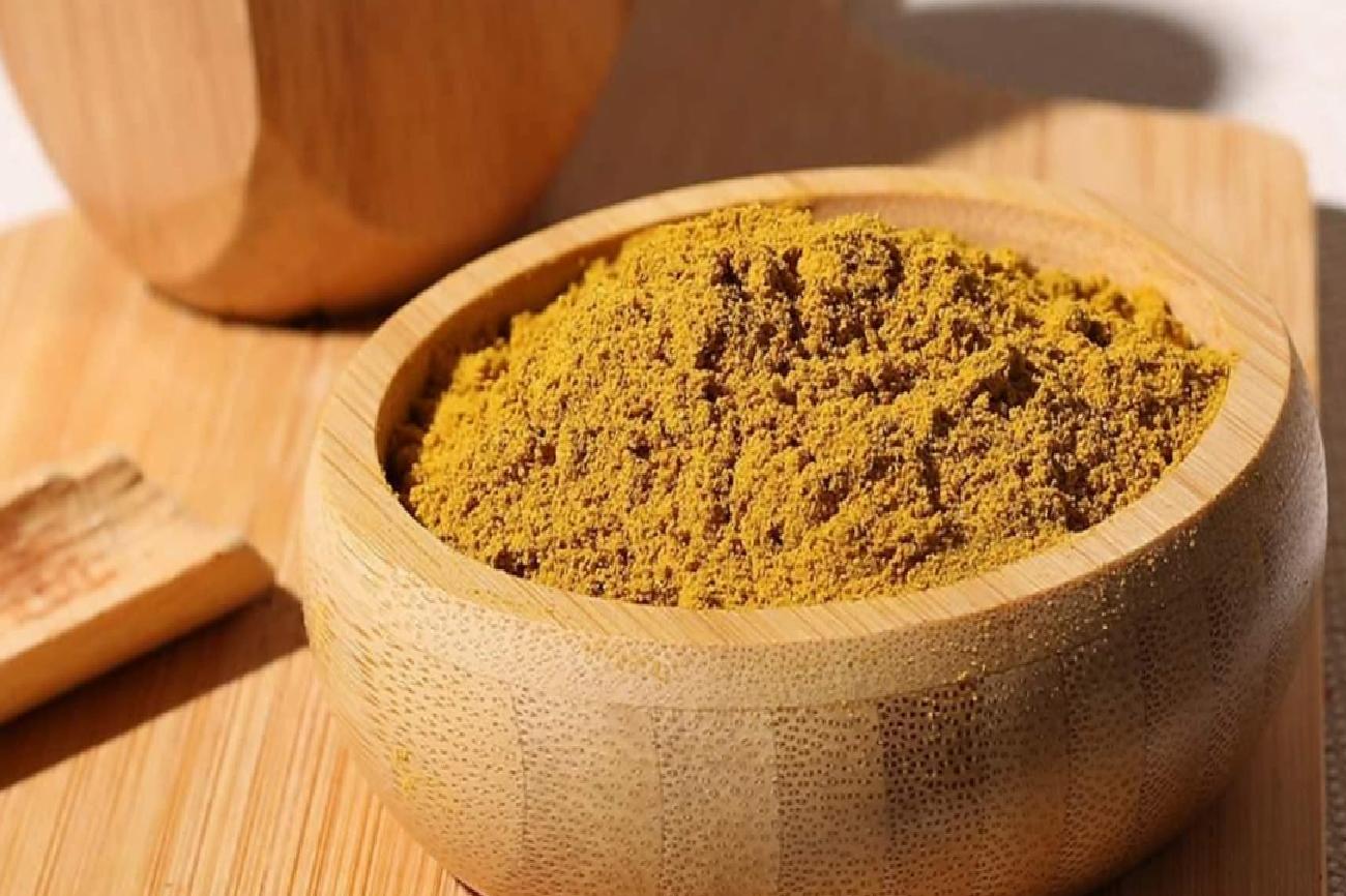 Yemeklerine ekleyen doktor yüzü görmüyor: Köri sağlığın en büyük destekçisi çıktı!