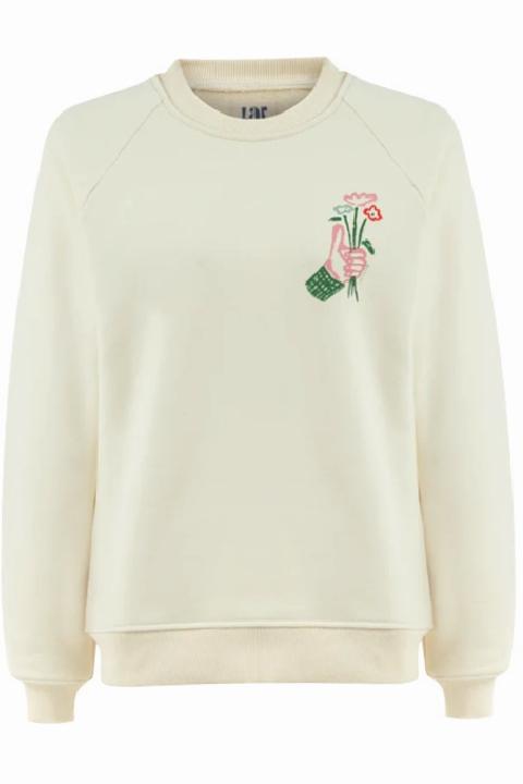 2025 Sonbahar Sweatshirt Trendleri: Konfor ve Şıklığın Yeni Dengesi