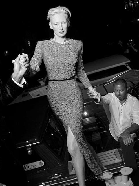 Black Orchid Reserve: Venedik’te Haider Ackermann ile Yeni Bir Parfüm Hikayesinin Başlangıcı