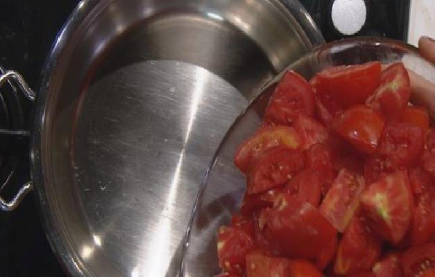 DOMATES SOS KONSERVESİ TARİFİ