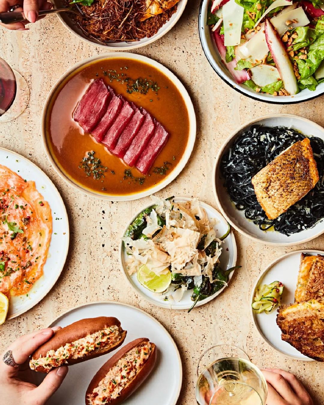 Londra’da Coldplay Öncesi ve Sonrası: Kahve Molası, Lezzet Durakları ve Kültürel Keşifler