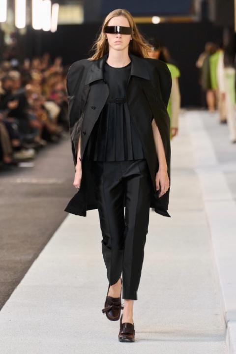 MM6 Maison Margiela: Via della Spiga’da Sokak Modasının Yeni Haliyle İlkbahar/Yaz 2026