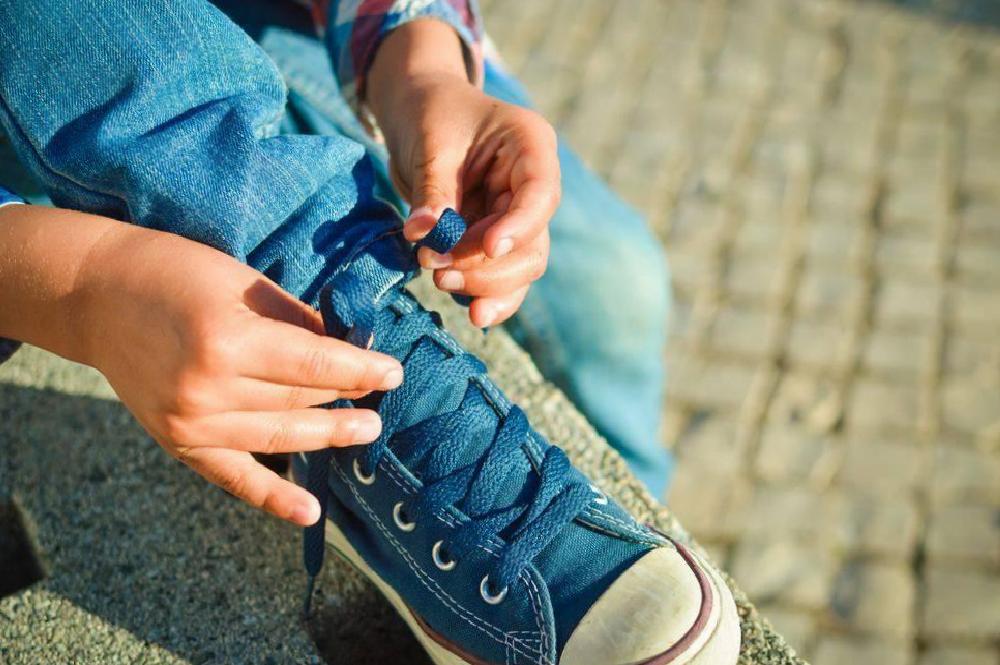 Okul Dönüş Şıklığında Ayakkabı Seçiminin Ayak Sağlığına Etkisi: Uzmanlardan Tavsiyeler