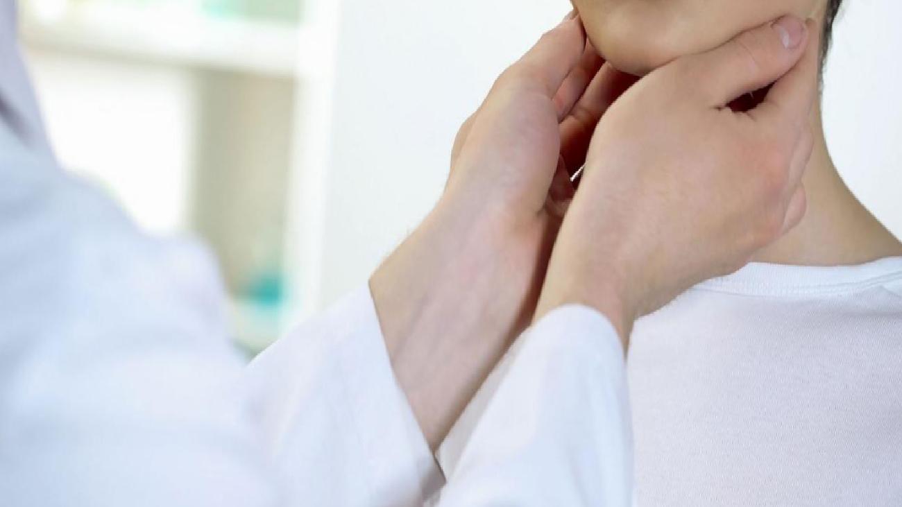 Paratiroid Bezleri ve Sağlık: Halsizlikten Taşa Yol Açan Mercek