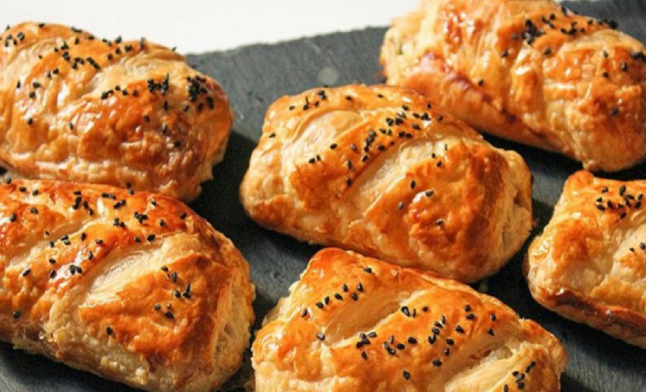 Peynirli Çıtır Börek Tarifi: Katmanlı Lezzet ve Bol Peynirli İç Harç