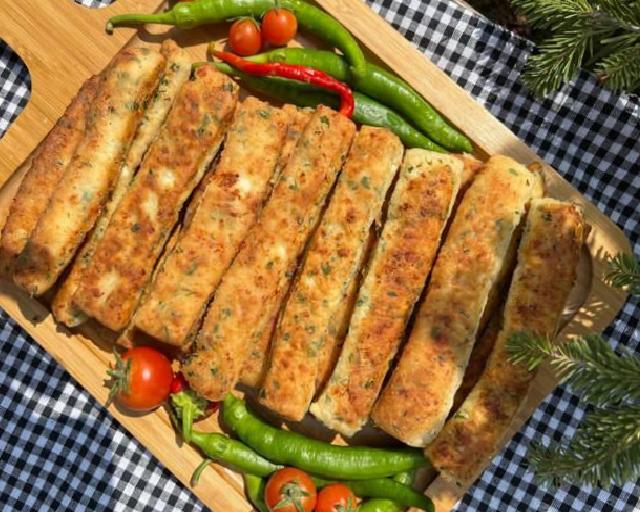 Peynirli Maydanozlu Pişi: Pratik ve Lezzetli Kahvaltı Şöleni