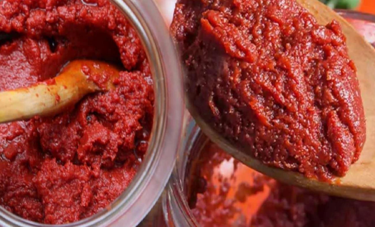 Salçayı Uzun Süre Taze Tutmanın Pratik Yöntemleri