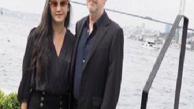 Steve Buscemi İstanbul’da: Boğaz Manzarasında Özel Gösterim ve Sürpriz Sohbet