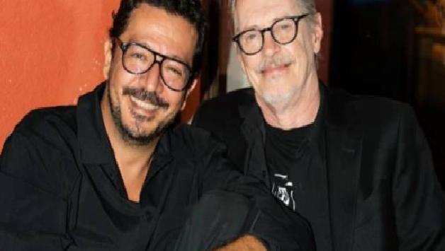 Steve Buscemi İstanbul’da: Boğaz Manzarasında Özel Gösterim ve Sürpriz Sohbet