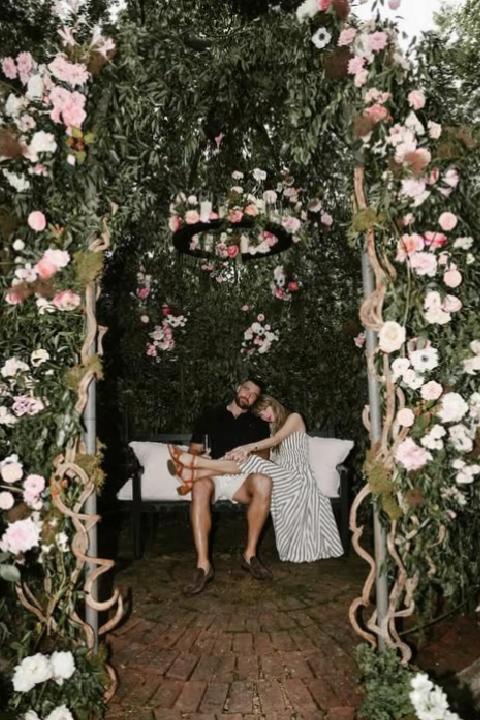 Taylor Swift ve Travis Kelce’in Nişan Haberi İçin Polo Ralph Lauren Şıklığı