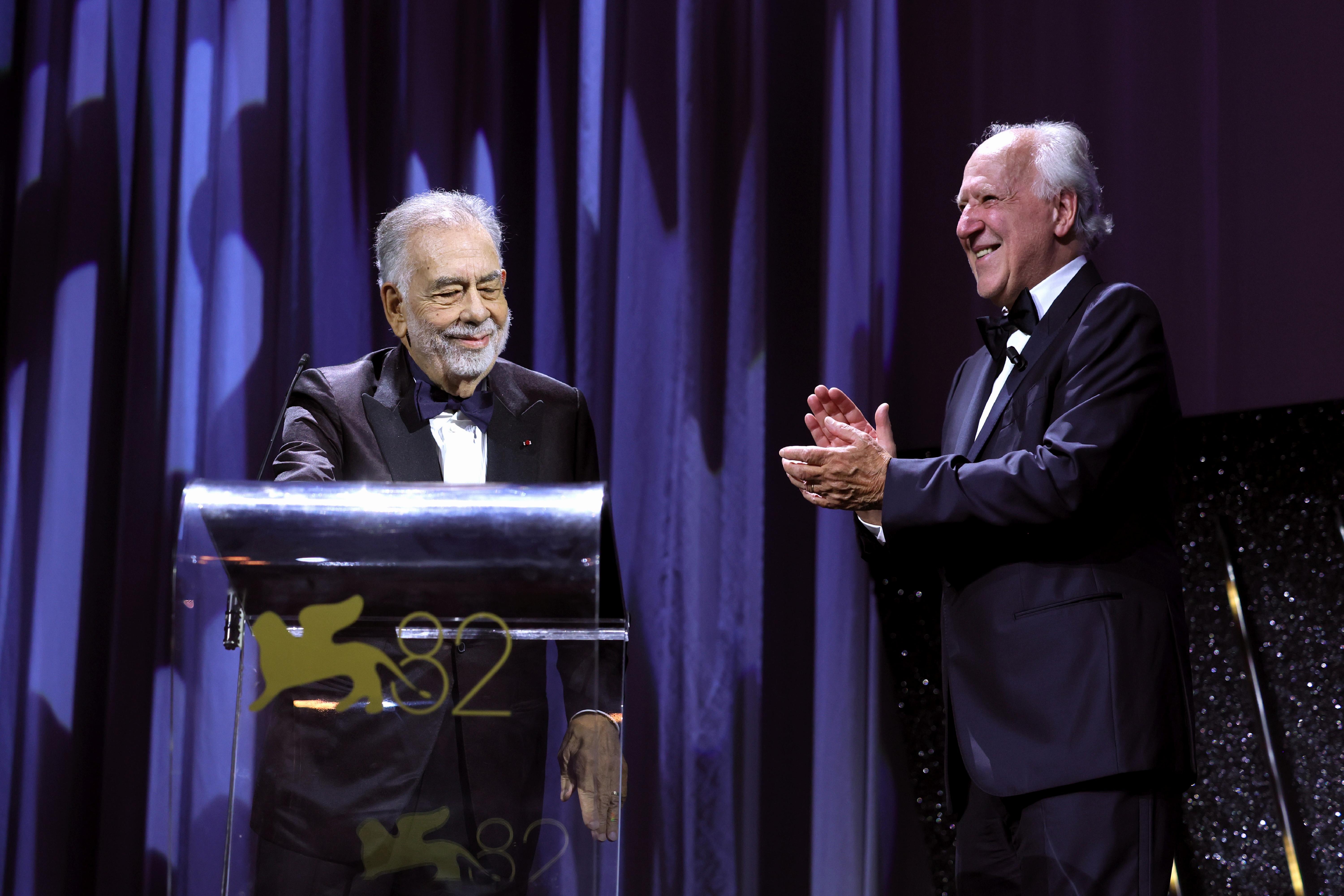 Venedik’te Işıklar ve Orijinal Anlar: 82. Venedik Film Festivali Başladı