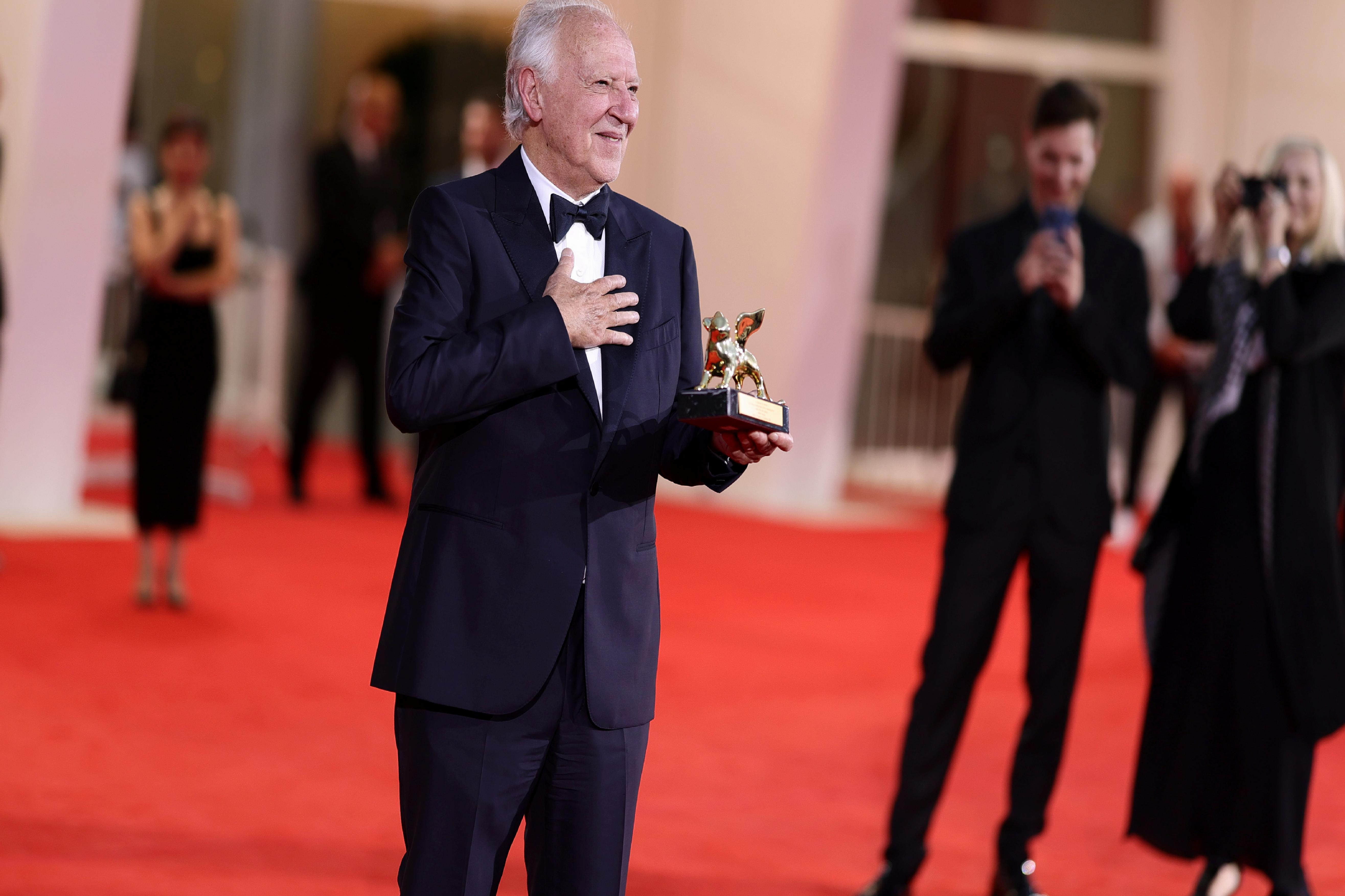 Venedik’te Işıklar ve Orijinal Anlar: 82. Venedik Film Festivali Başladı