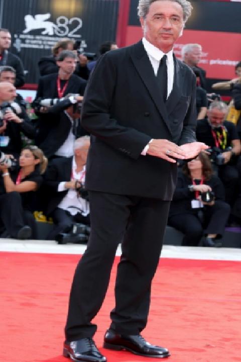 Venedik’te Işıklar ve Orijinal Anlar: 82. Venedik Film Festivali Başladı