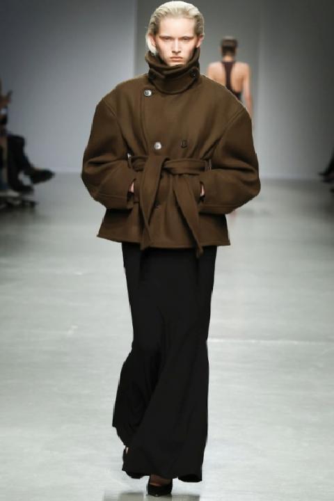 Yeni Sezon Gardırobunuzu Şekillendirecek Altı Kilit Parça ve Stil Rehberi