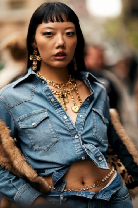 2025 Sonbahar Takı Trendleri: Minimalizmin Ötesinde Karakterli Parçalar