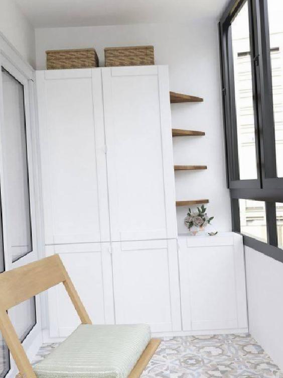 Balkonda Kiler Dolabı: Depolama Alanını Verimli Kullanmanın Pratik Yöntemleri