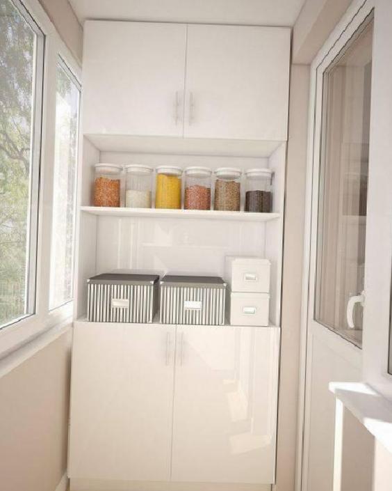 Balkonda Kiler Dolabı: Depolama Alanını Verimli Kullanmanın Pratik Yöntemleri