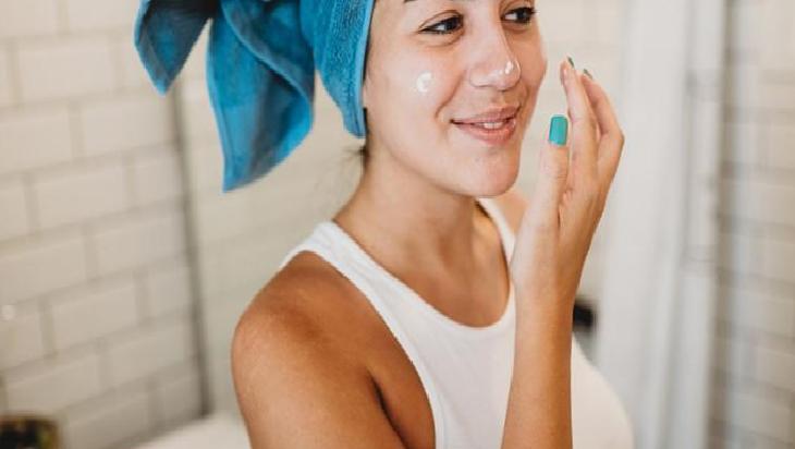 Gliserin: Nemlendirici İçerikle Cilt Bariyerini Güçlendiren Doğal Destek