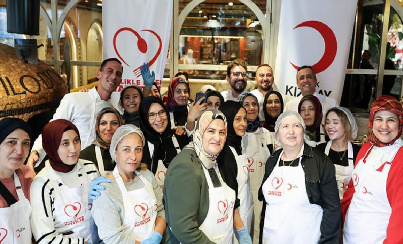 İyilikle Pişen Hayatlar: Depremzede Kadınlar İçin İki Günlük Şef Destekli Yemek Atölyesi