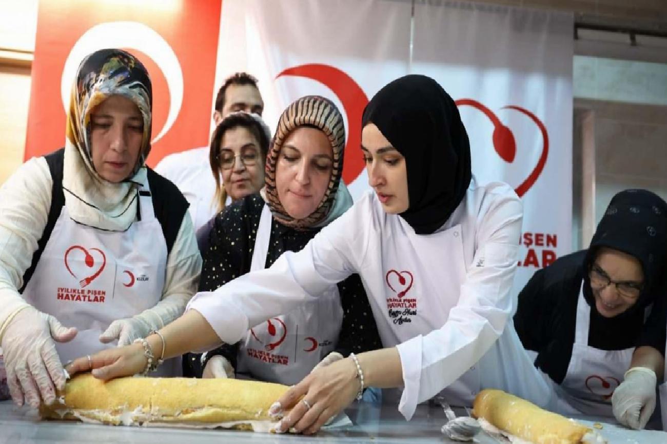 İyilikle Pişen Hayatlar: Depremzede Kadınlar İçin İki Günlük Şef Destekli Yemek Atölyesi