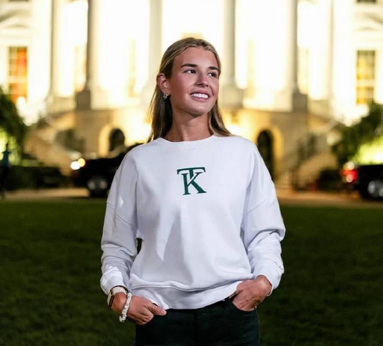 Kai Trump’un KT Logolu Koleksiyonuyla Moda Dünyasında Yeni Bir Başlangıç