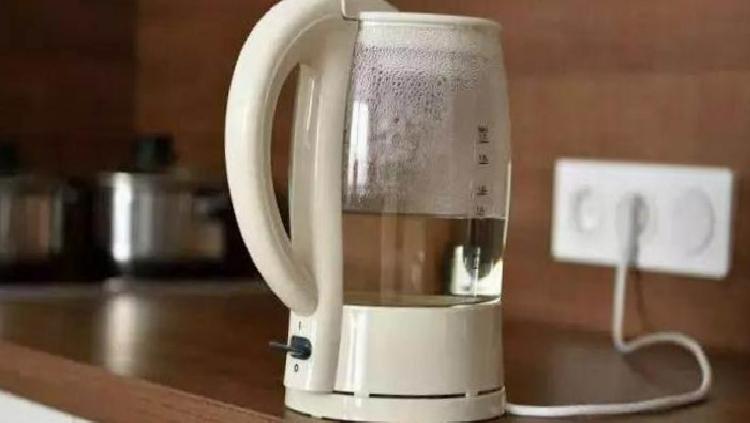 Kettle’da Suyu Yeniden Kaynatmanın Sağlık Etkileri: Bilimsel Değerlendirme