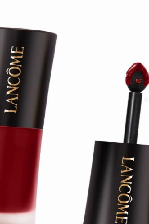 Kış Sofistikesi: Dudaklarda Bordo ve Mor Tonların Yükselişi