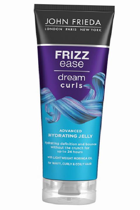 Kıvırcık Saçlar İçin Günlük ve Özel Gün Stili Rehberi: Nem, Isı Koruması ve Doğal Bukle Şekillendirme