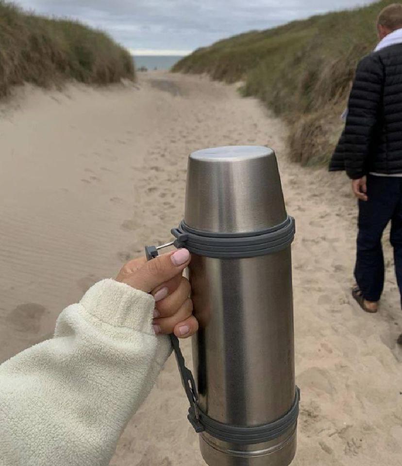 Kullanışlı Termos Seçiminin Sırları: Malzeme, Yalıtım ve Kapak Tasarımı