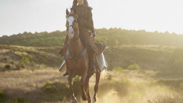 Kuruluş Orhan'da Nilüfer Hatun: Mahassine Merabet'in Hazırlık ve Tecrübelerini Anlatışı