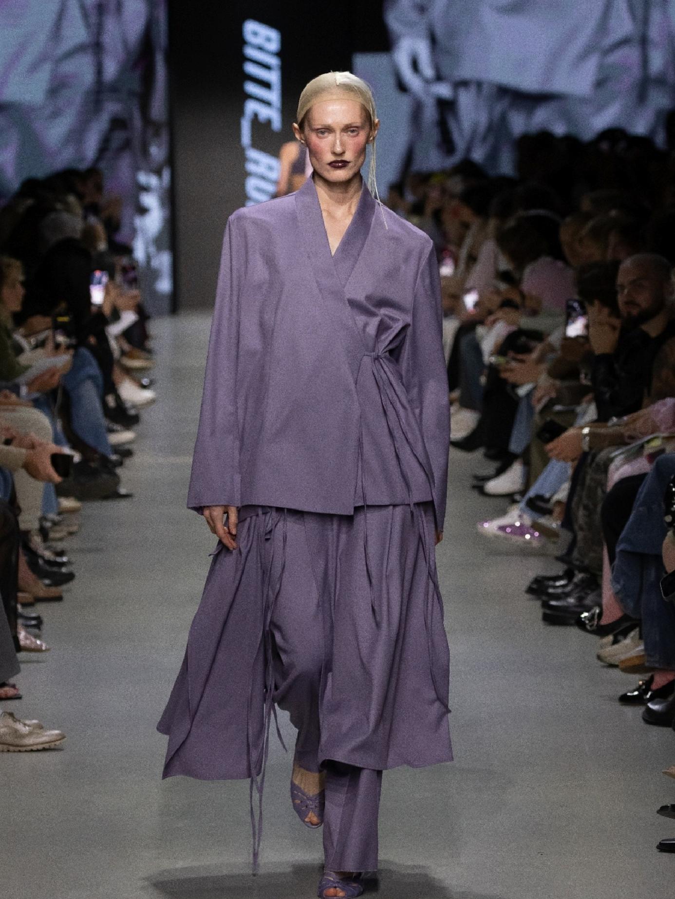 Moskova’dan Modern Zarafet: Sonbahar İçin 5 Anahtar Trend ve Yeniden Yorumlanan Detaylar