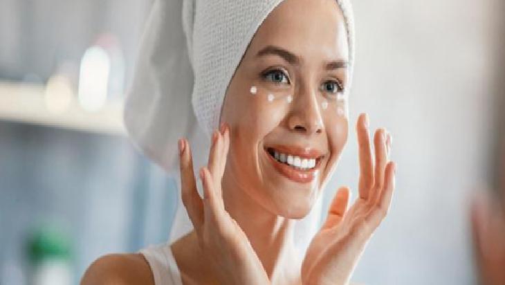 Nemlendirme: Cilt Tipine Göre Dengeyi Sağlama ve Katmanlama Taktikleri