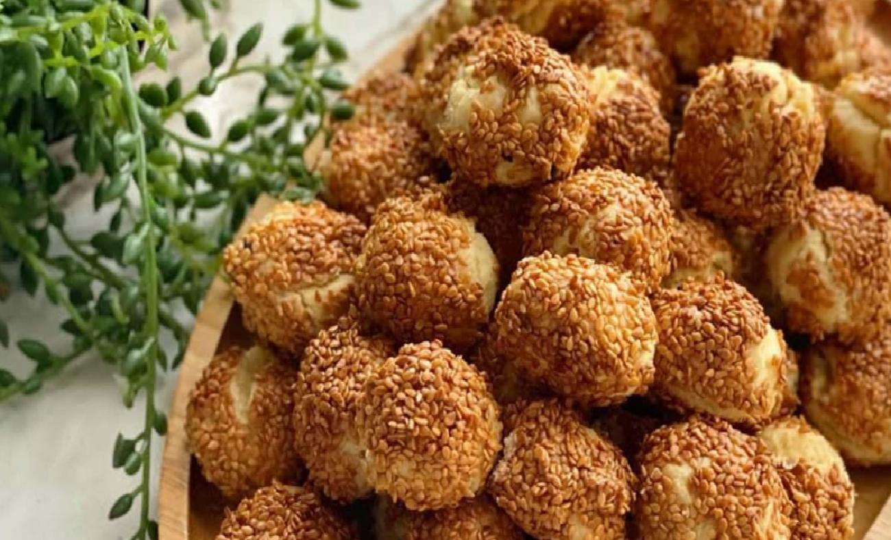 Tahinin Zengin Aromasıyla Tahta Sıcaklığında Tahinli Simit Kurabiye Tarifi