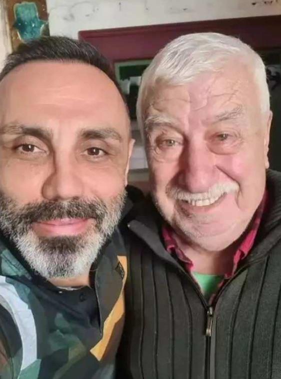 Ahmet Gülhan: Türk Tiyatrosunun efsane ismi vefat etti