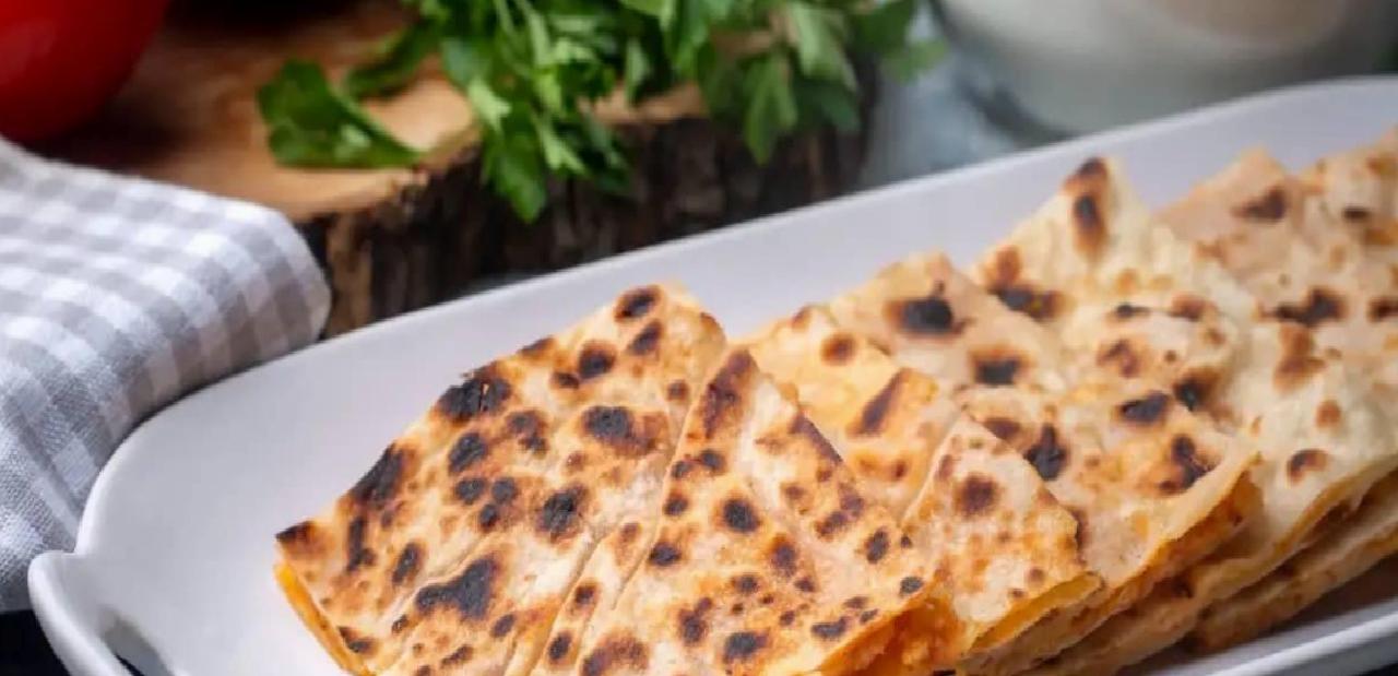 Patatesli Pratik Gözleme: Hızlı ÇayYanırtan Lezzetli Pratik Tarif