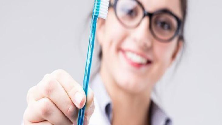 Ağız Sağlığı İçin Karışım: İçerik, Etkileri ve Dikkat Edilmesi Gerekenler