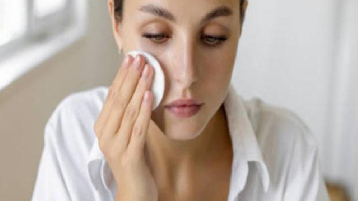 Bir Annenin Yüz İfadesini Yeniden Keşfetmesi: Estetik Dokunuşlar ve Günlük Rutinin Dönüştürücü Gücü