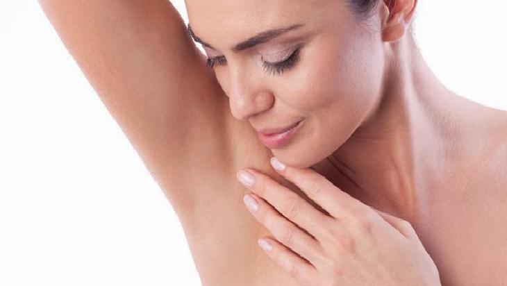 Evde Cilt Aydınlatma Karışımı: Patates, Karbonat, Kahve ve Limonun Dikkatli Kullanımı