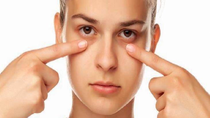 Göz Altı İçin Doğal Serum: İçerik, Kullanım ve Dikkat Edilecekler