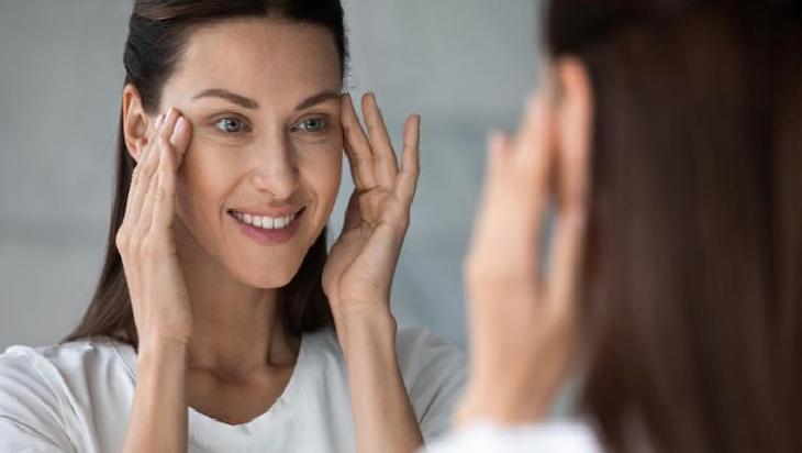 Göz Altı İçin Doğal Serum: İçerik, Kullanım ve Dikkat Edilecekler