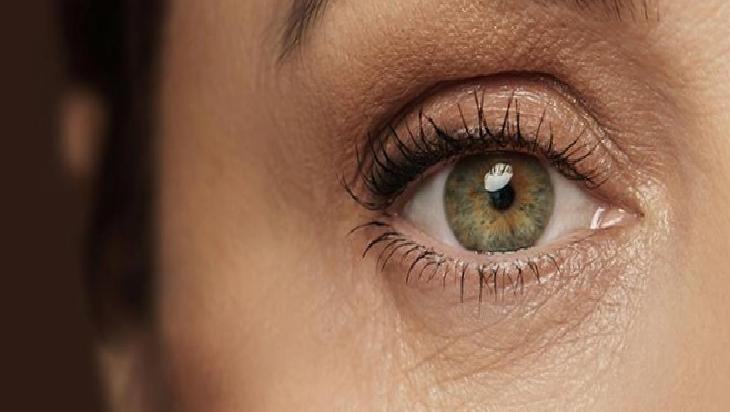 Göz Altı İçin Doğal Serum: İçerik, Kullanım ve Dikkat Edilecekler