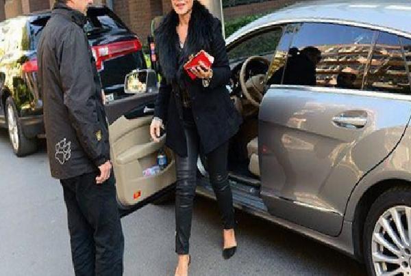 Hülya Avşar 62. Yaş Gününde Lüks Aracıyla Kaza Geçirdi: Denize Uçmadan Önce Son Anda Kurtuldu