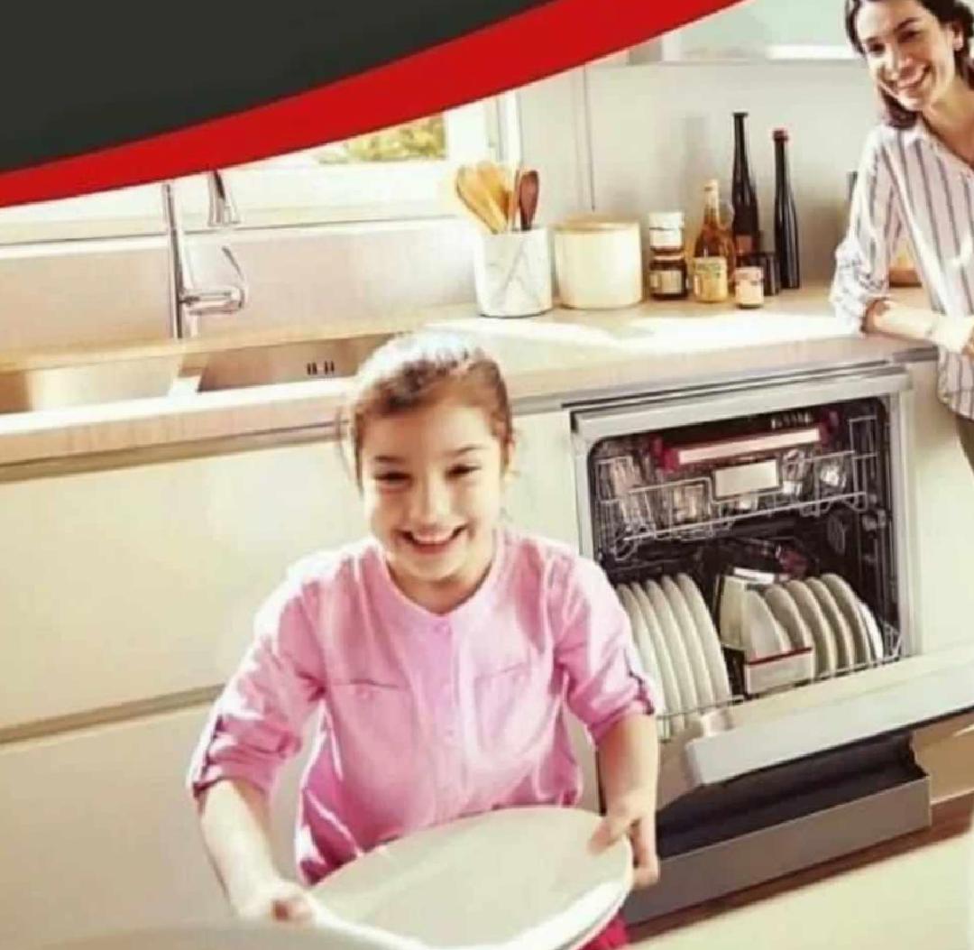 Özge Özpirinçci ve Kübra Süzgün Olayında Yaşananlar: Dolandırıcılık ve Tehdit İddiaları